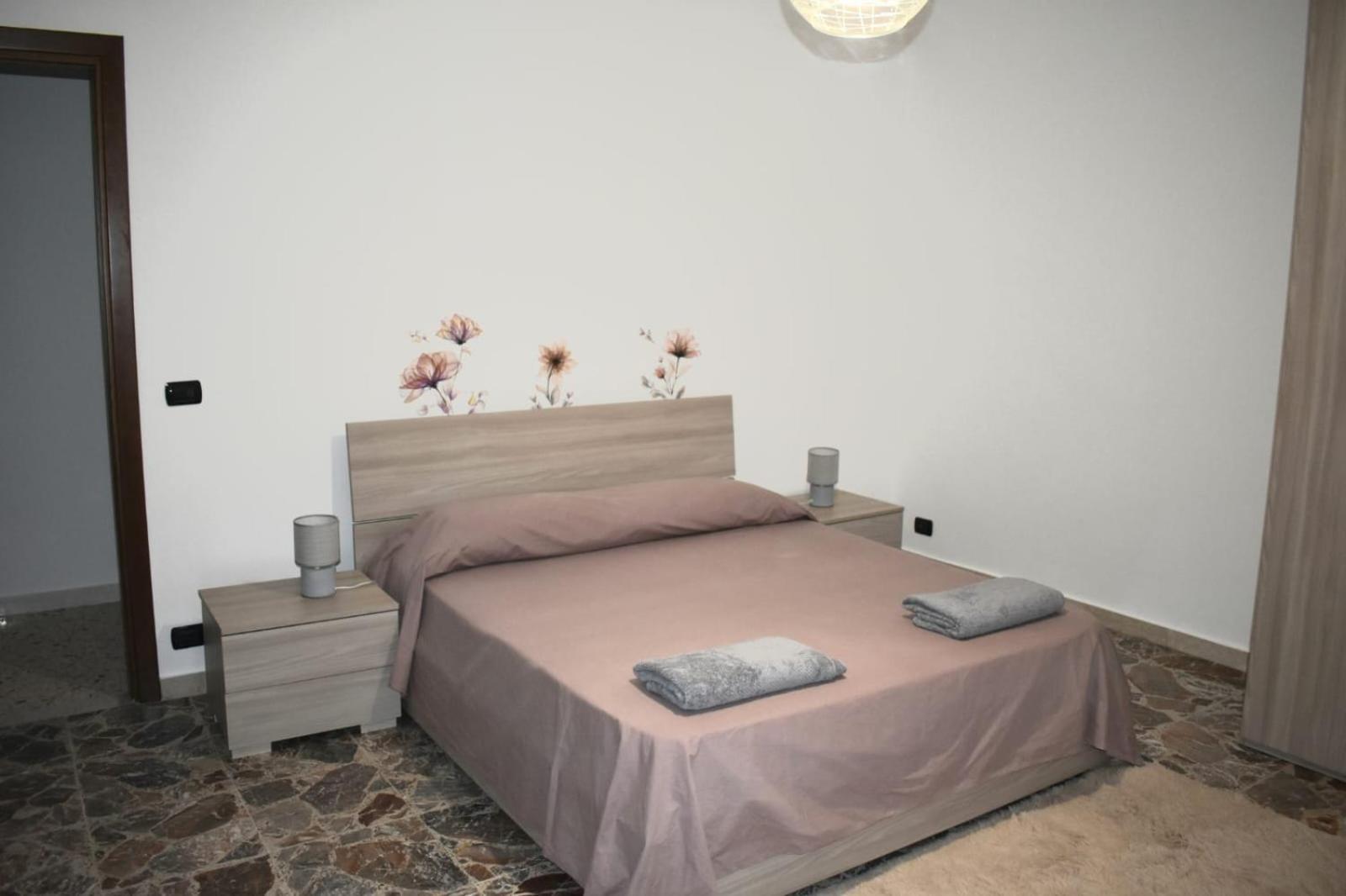 Ferienwohnung La Casa Di Nerone Acireale Exterior foto